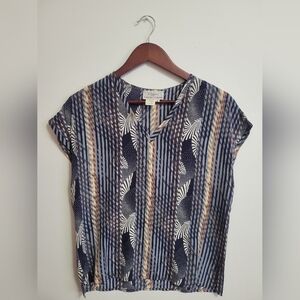 Vintage - 100% Pure Silk Argenti for Casual Corner Women's Blue Patterned Top